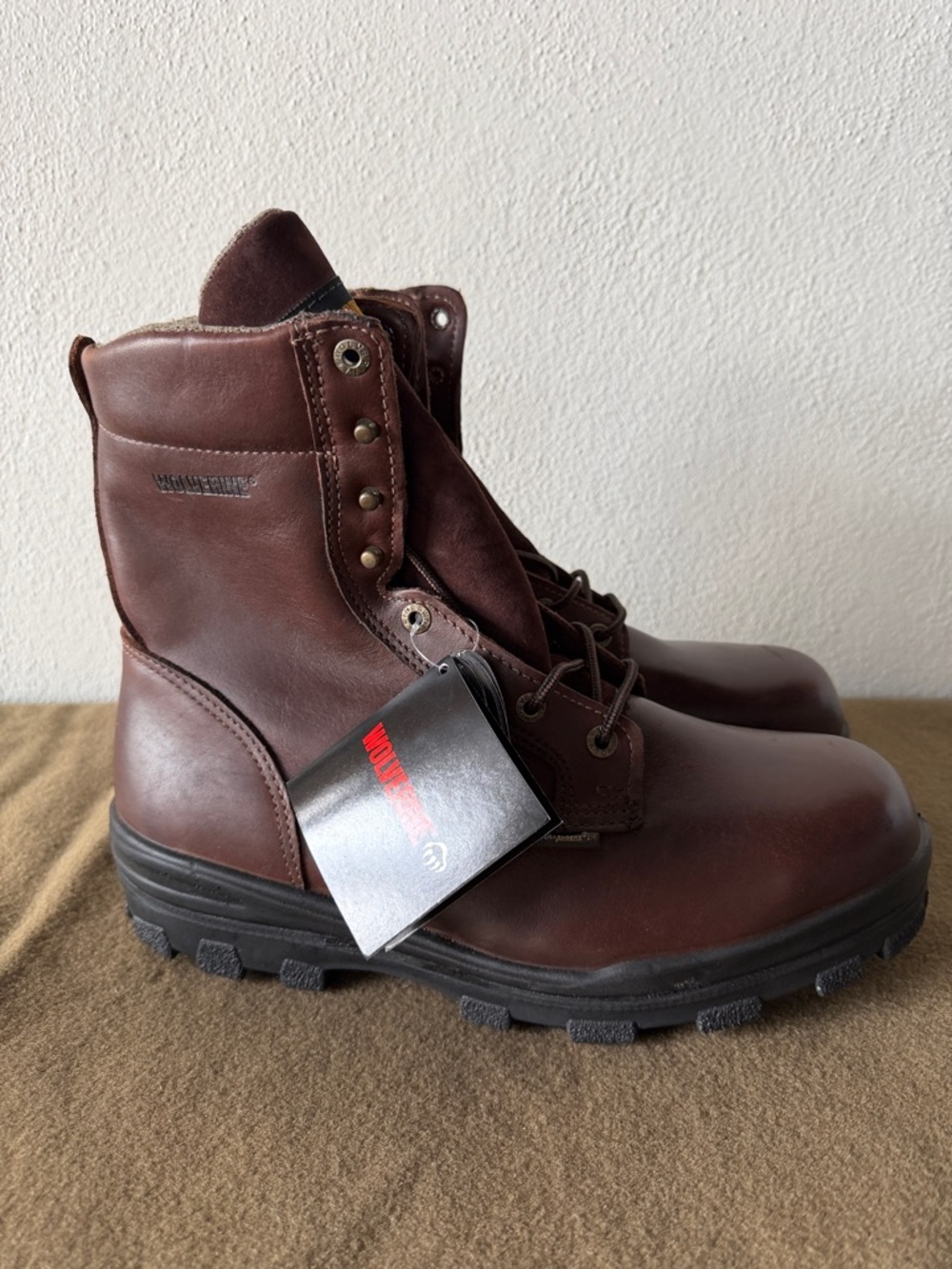 NWT Wolverine Steel Toe Work Boots Size 12